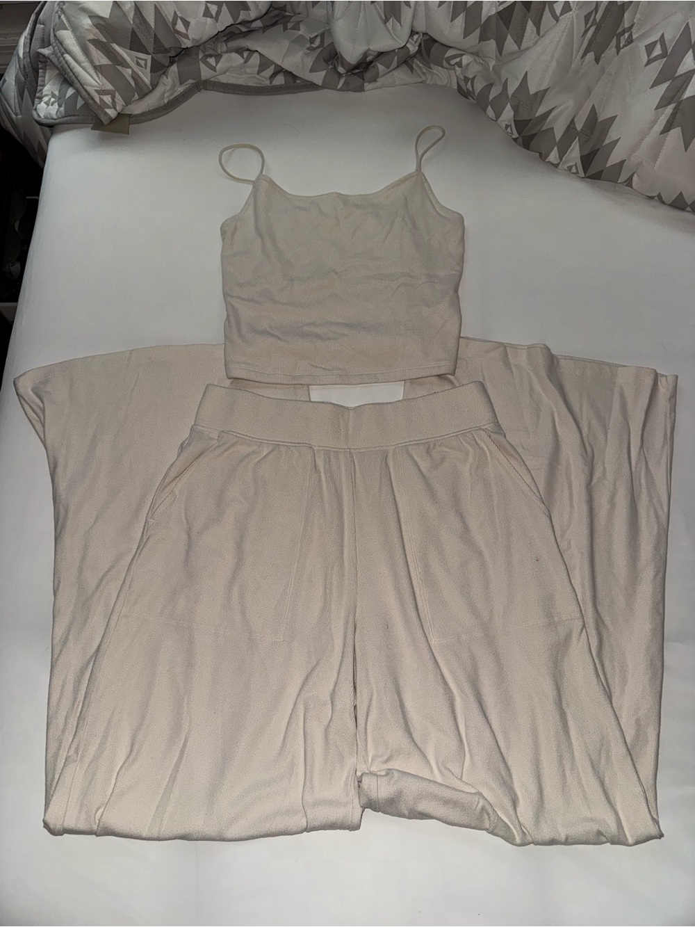 American Eagle lounge cami and pants set